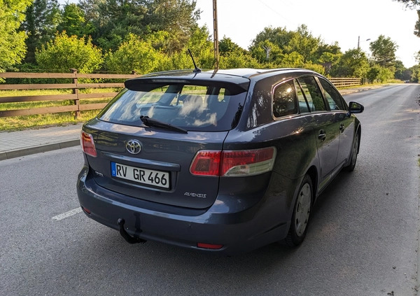 Toyota Avensis cena 25900 przebieg: 260000, rok produkcji 2009 z Andrychów małe 781